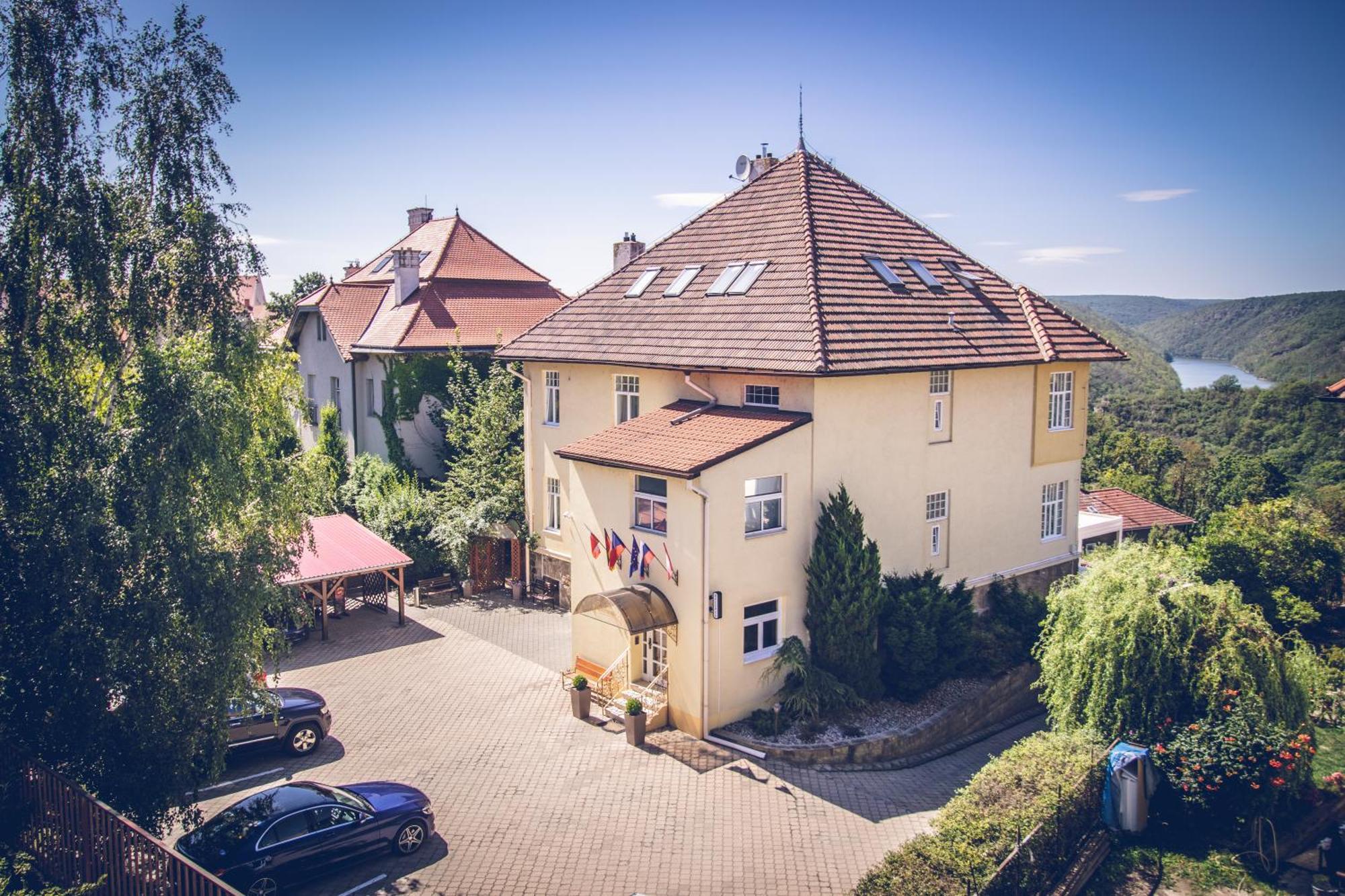 Hotel Katerina Znojmo Bagian luar foto